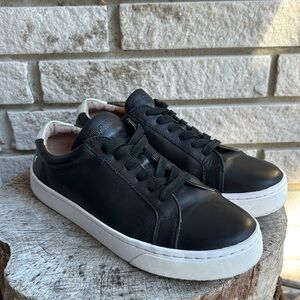 Windsor Smith Black Leather Lace Up Sneakers Sz 8.5